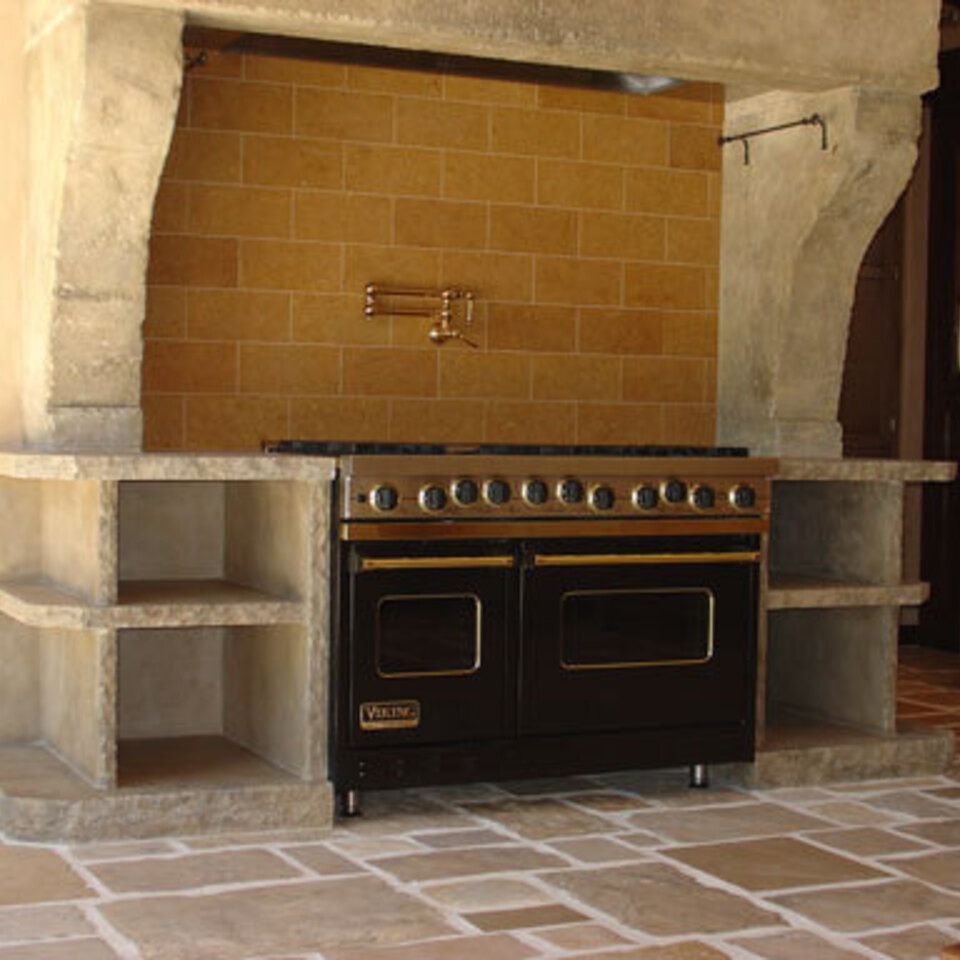 SAHARA-LIMESTONE-SHELVES_960x960