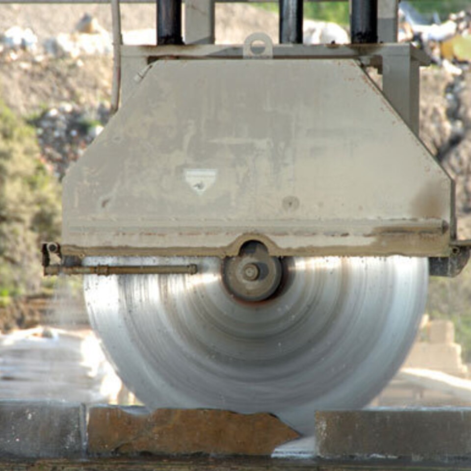 gantry_saw1_960x960