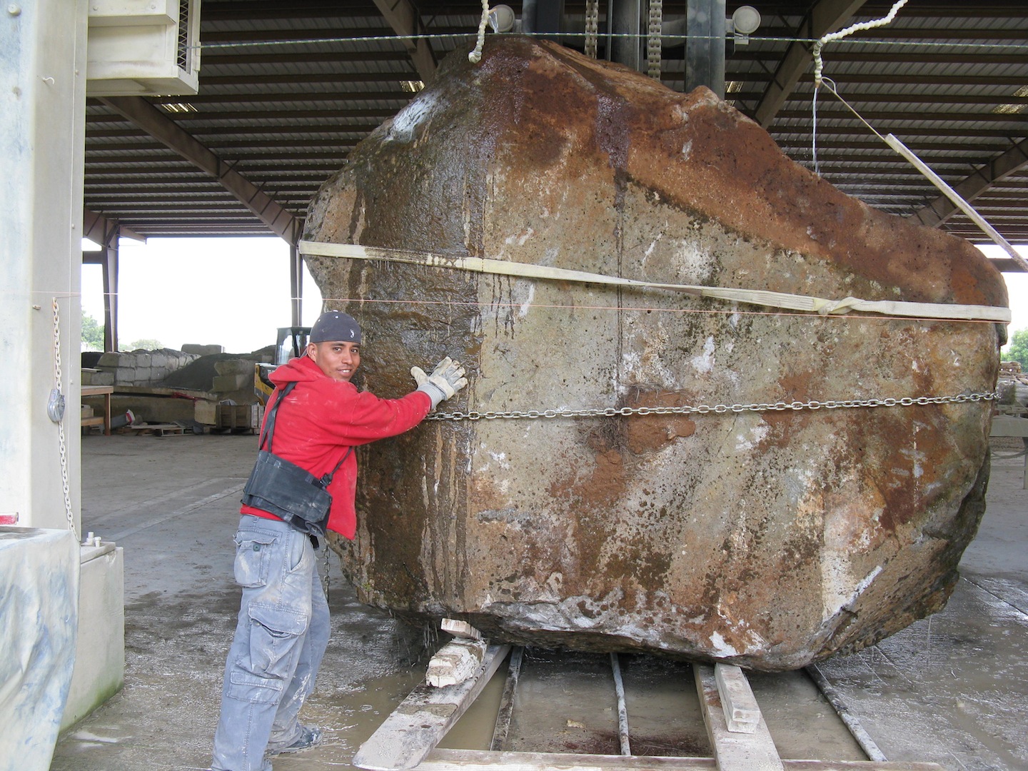 Boulder in Wire Saw